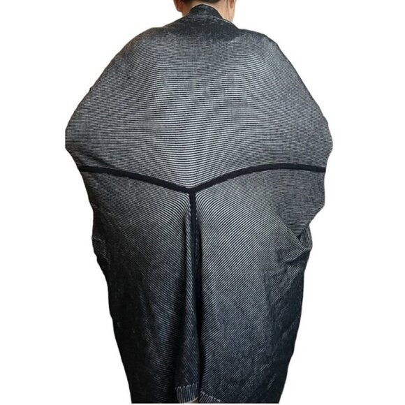 Lululemon Exaltation Wrap Black / Silver Ice One Size - Picture 7 of 8